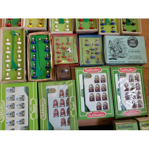 231 - Subbuteo extensive collection, generally excellent to good plus in good plus to good boxes, with 28 ... 