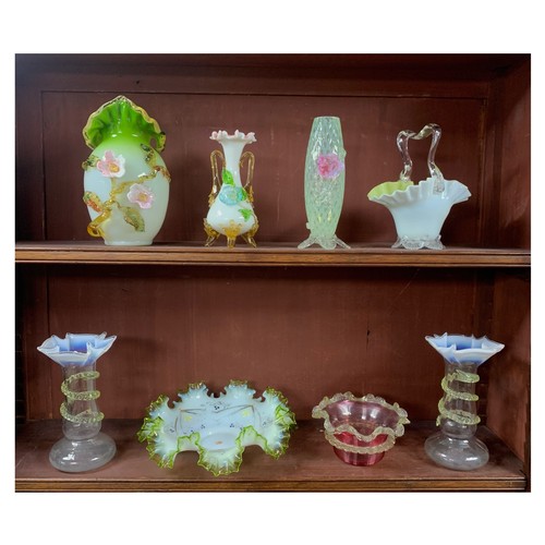 279 - Victorian glassware, various pieces of Victorian glassware, mixed condition to include; Stevens & Wi... 