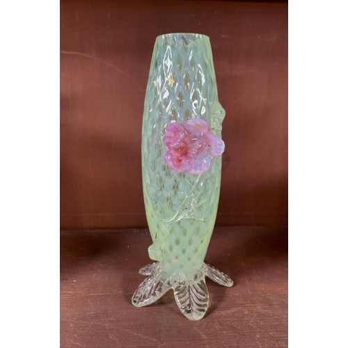 279 - Victorian glassware, various pieces of Victorian glassware, mixed condition to include; Stevens & Wi... 