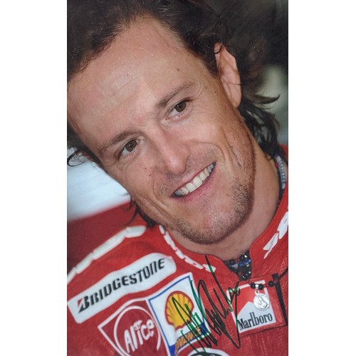 443 - Framed signed Sete Gibernau picture. Gibernau is a former Grand Prix rider. No COA, frame dimensions... 