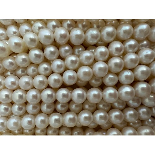 60 - A large quantity of cultured pearl strands (approx 165) for jewellery making. Pearl sizes and shapes... 