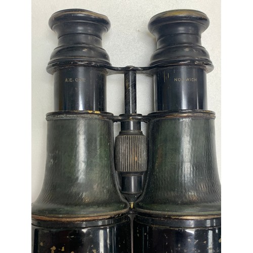 307 - A. Bourdou, pair of early 20th Century French Opera binoculars by A. Bourdou, Paris. Inscribed to A.... 