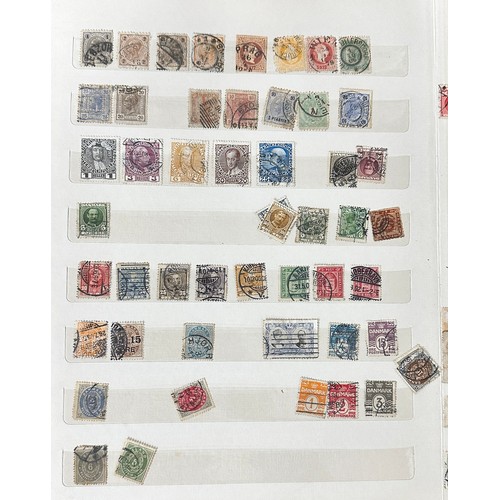 18 - World stamp collection in large untidy stockbook, including largely U early issues, with various Bri... 