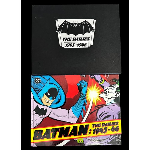 521 - Books of compilations from The Dailies of Superman 1939-1940, 1940-1941. Batman 1943-1946 (in hard s... 