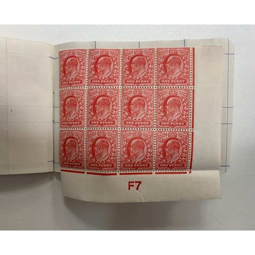 280A - Great Britain, 1902-10 collection of low vals ½d & 1d in blocks M/UM, stored in three small stockboo... 