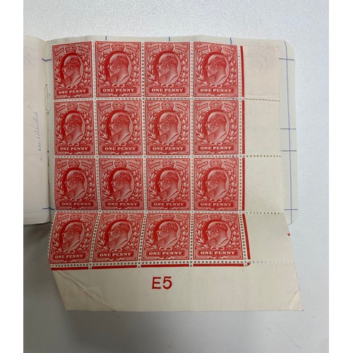 280A - Great Britain, 1902-10 collection of low vals ½d & 1d in blocks M/UM, stored in three small stockboo... 