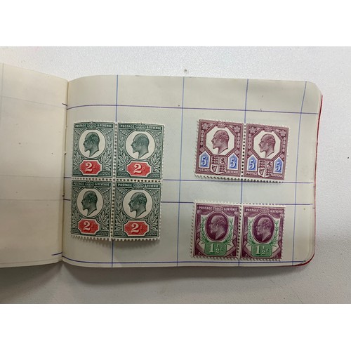 281A - Great Britain, 1902-11 M vals in small red booklet, including, pairs, ½d corner marginal block of ei... 