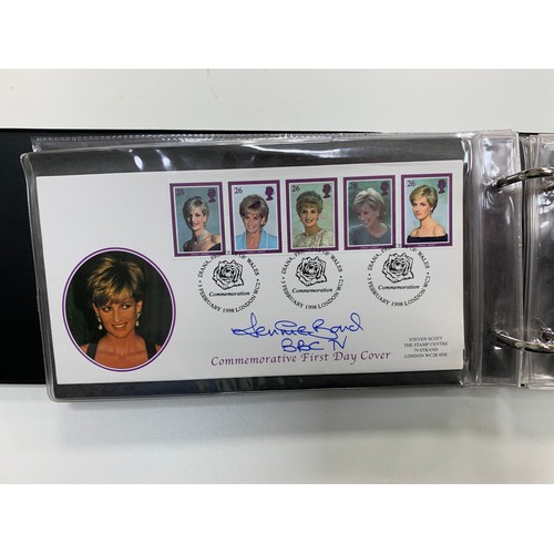 336 - GB FDC Steven Scott Signed 1996 to 2005 (96), in 3 albums with many famous signatures including Dere... 