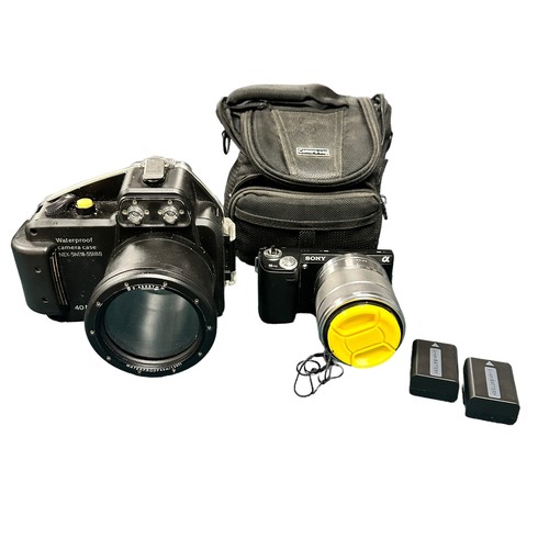 359 - Sony Nex-5N Camera. 16.1 CMOS sensor. 1080p HD video recording in AVCHD format. Includes camera bag,... 