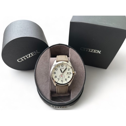 123 - Citizen Eco Drive wristwatch, wr100 B690-S077630. Stainless steel case, cream dial with Arabic numer... 