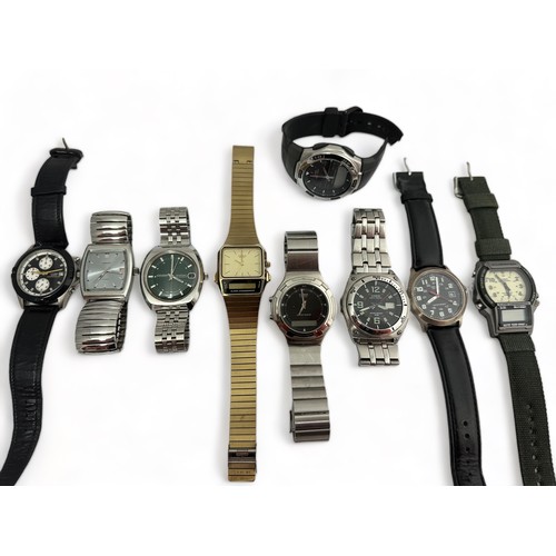 101 - A collection of Casio and Citizen watches - Qty 9