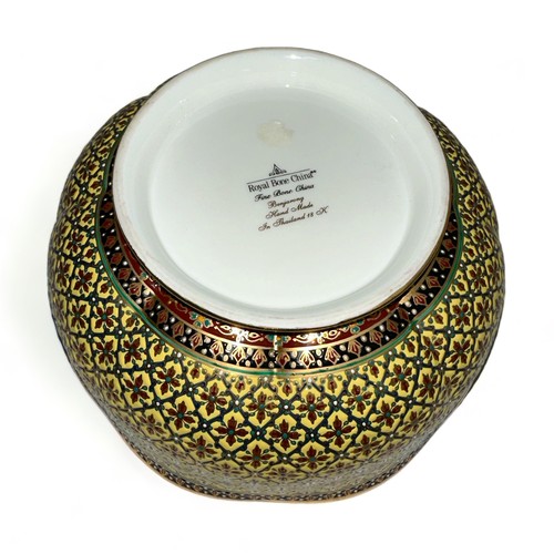 265 - A Fine Bone China Benjarong Bowl - Stamped 'Handmade in Thailand 18 K'