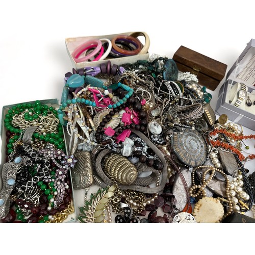 40 - An assortment of jewellery and other items, including opal triplet earrings, beads and hardstone jew... 