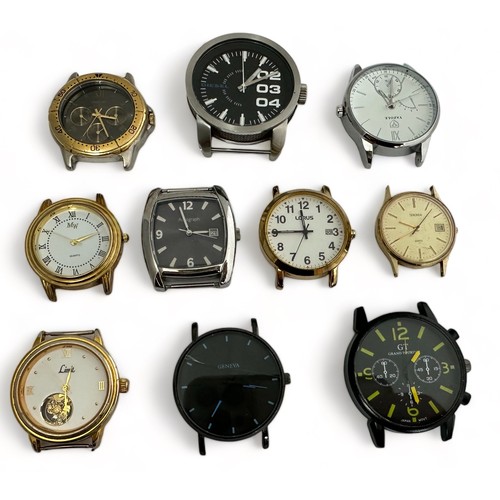 141 - 10 Gents Quartz watch heads - untested.