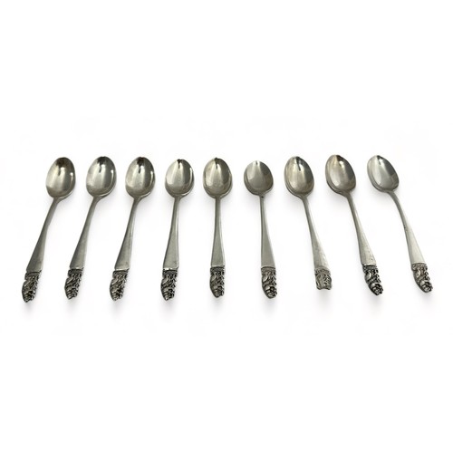 169 - Set of eight hallmarked silver Warwick spoons with the top of each spoon featuring the Warwickshire ... 