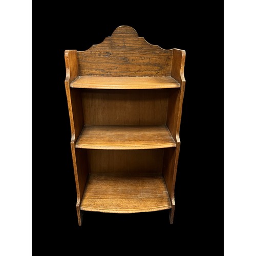 452 - Mahogany wall shelf unit with 3 shelves. H83cm, W44cm, D22cm.