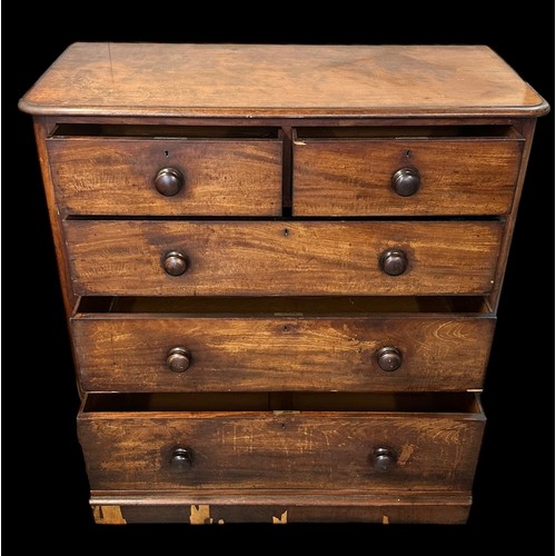 437 - Large Victorian mahogany chest of drawers. 2 small over 3 long drawers. H115cm, D56cm, W120cm.