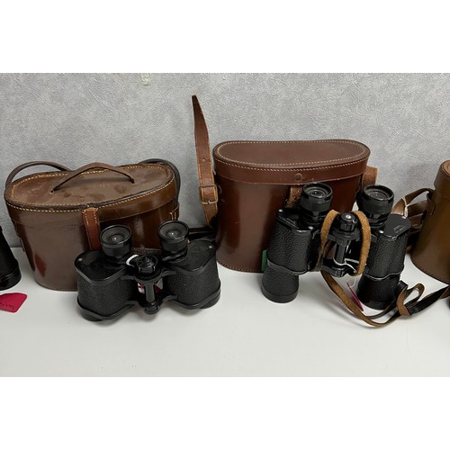 139 - Collection of Cased binoculars to include Lizars 10x42, Prinz 10x50, Aquilus 8x30, Barr & Stroud 6xC... 