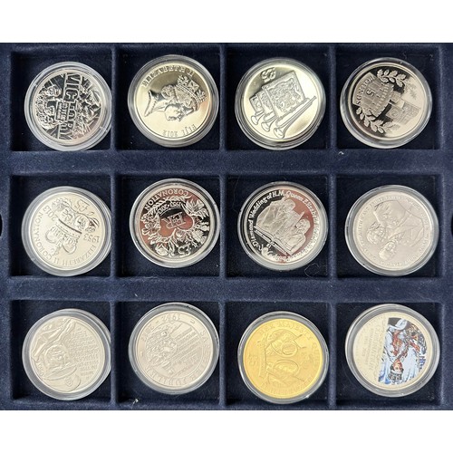 254 - World coin collection with boxed silver Cook Islands $2 