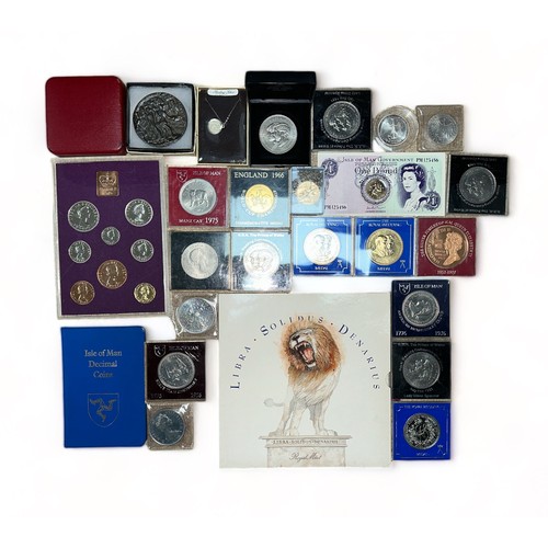 251 - Collection of 20th Century coins and medals with Germany 10 Deutsche Mark 1993F, 1995F, 1981 Royal W... 