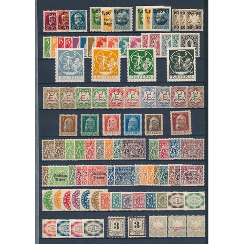 170 - Bavaria, small neatly arranged M/UM collection on stock leaves including overprints, 1911 vals to 3m... 