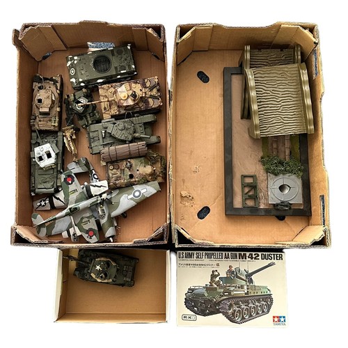 109A - Military mainly WWII 1/35th scale mainly kit-built and painted to high standard, plus unmade and box... 