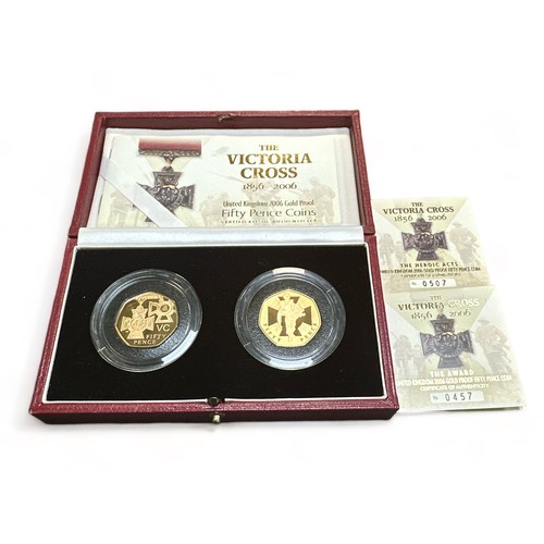 214A - 2006 The Victoria Cross 50p gold proof FDC twin set in presentation box with certificates No.457 of ... 