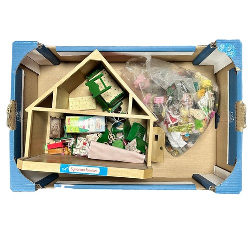 37 - TOMY Sylvanian Families unboxed collection, generally excellent to good plus, with Country Cottage, ... 