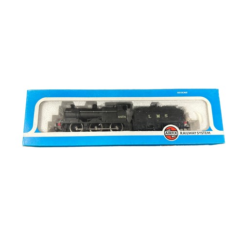 407 - Airfix LMS black 4454 0-6-0 locomotive and tender No. 54122-6, generally excellent in excellent wind... 