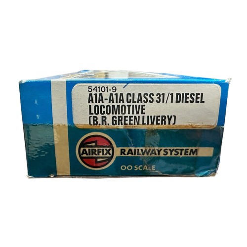 409 - Airfix BR green D5531 diesel locomotive No. 54101-9, generally excellent in excellent window box. Co... 