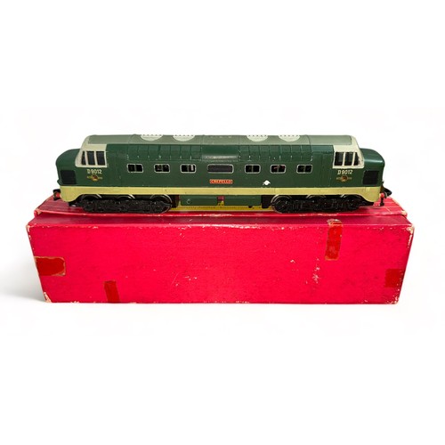 425 - Hornby Dublo 2-rail BR green D9012 Crepello Co-Co locomotive No. 2232, generally excellent in good b... 