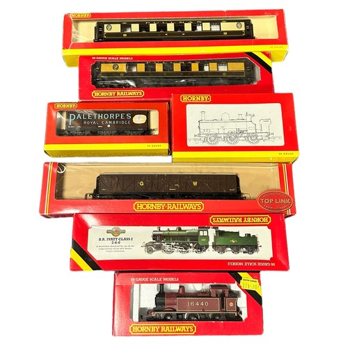 447 - Hornby OO gauge collection, generally excellent in excellent to good plus boxes, with BR green 46521... 