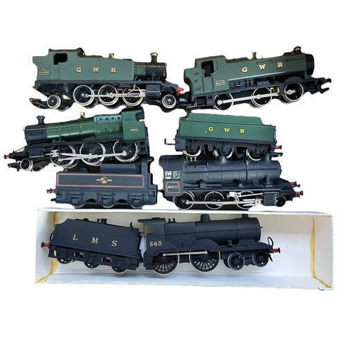 388 - OO gauge unboxed locomotives, generally excellent to good plus, with LMS black 563 4-4-0, BR black 4... 