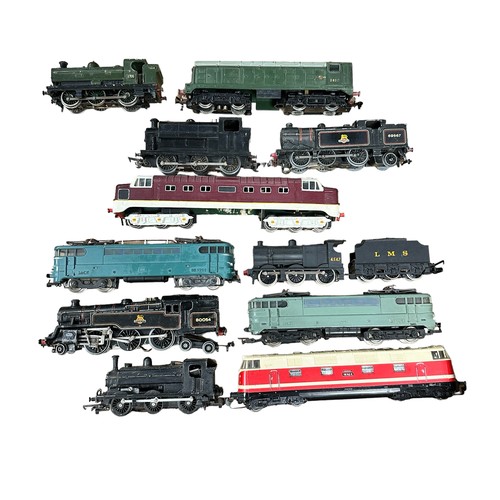 379 - HO-OO gauge unboxed collection of locomotives (11) and wagons, generally excellent to good, with Gut... 