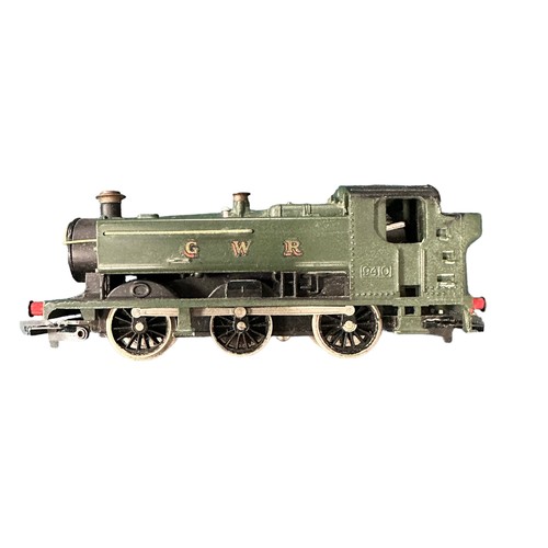 382 - HO-OO gauge collection, generally excellent in good or better boxes, with Hornby LMS maroon 2300 2-6... 