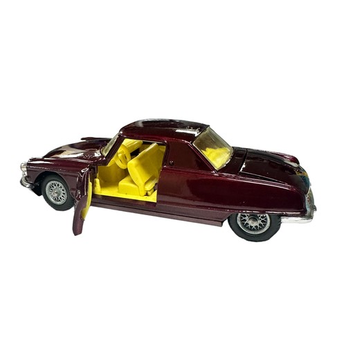 151 - Corgi Citroen Le Dandy metallic maroon yellow interior and wire wheels No. 259, generally excellent ... 