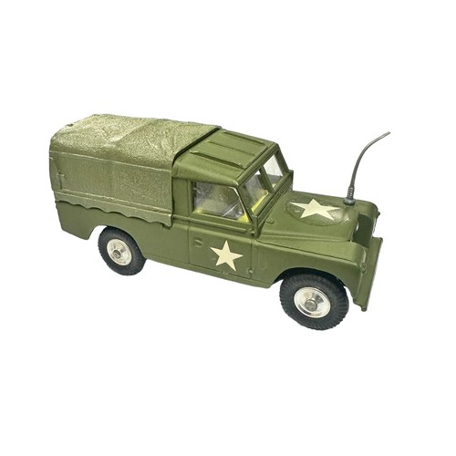 206 - Corgi Land Rover Weapons Carrier with plastic tilt No. 357, generally excellent in excellent to good... 