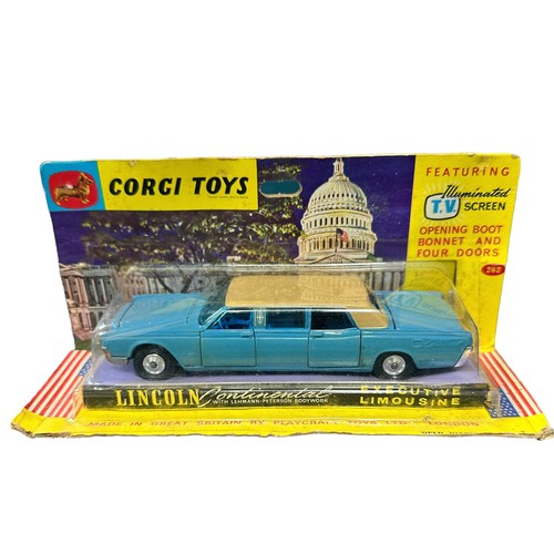 154 - Corgi Lincoln Continental Executive Limousine No. 262, generally excellent in good plus bubble pack,... 