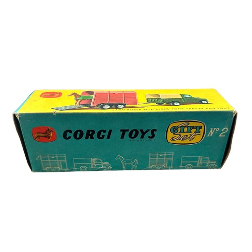 248 - Corgi Land Rover and Rice's Pony Trailer gift set No. 2, generally excellent in excellent to good pl... 