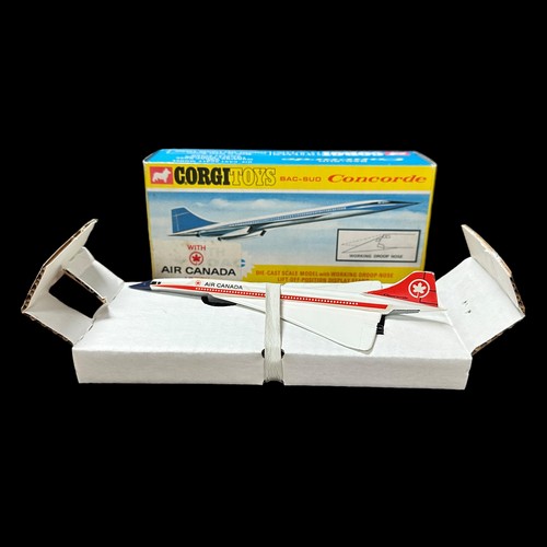 247 - Corgi Concorde Air Canada No. 653, generally excellent in excellent Air Canada lablel box and inner ... 