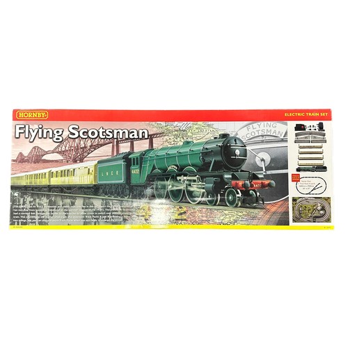 452 - Hornby Flying Scotsman set No. R1039, generally excellent (tissue-wrapped) in excellent box, with LN... 