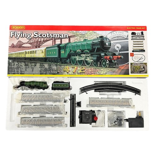 452 - Hornby Flying Scotsman set No. R1039, generally excellent (tissue-wrapped) in excellent box, with LN... 