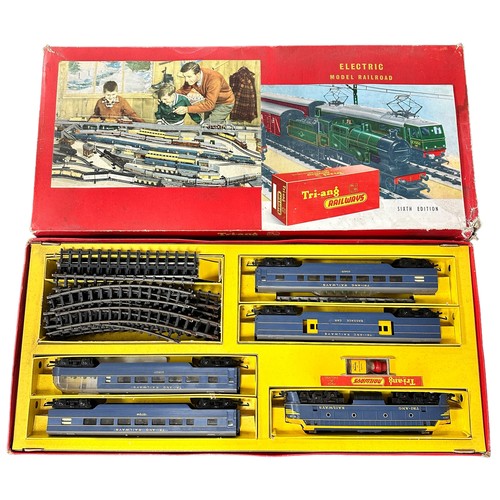 455 - Hornby Triang Transcontinental Passenger set No. RS14, generally excellent to good plus in good box ... 