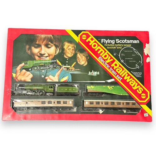 470 - Hornby Flying Scotsman set No. R176, generally excellent in  good plus window box (lid has some mark... 