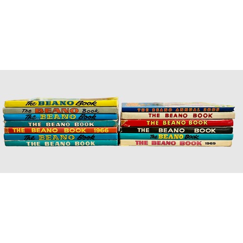 528 - Selection of The Beano Books to include. 1961 some spine wear, 1962  lamination on spine has some cr... 