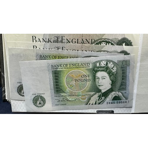 233 - GB Banknotes (34) with £50 Lowther J01, Salmon AC68, ranges of £20, £10, £5, £1, 10/- etc.