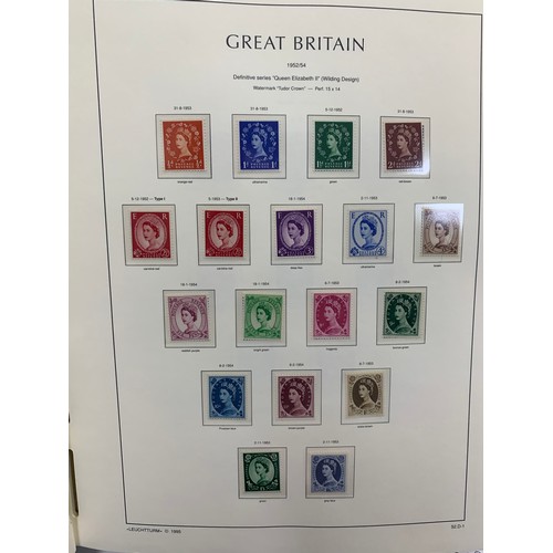 192 - Great Britain, QEII fine unmounted mint collection in Hingeless Lighthouse album, to include; 1952-5... 