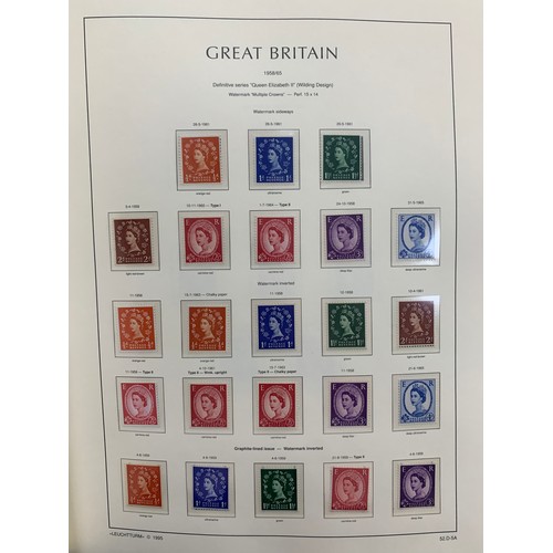 192 - Great Britain, QEII fine unmounted mint collection in Hingeless Lighthouse album, to include; 1952-5... 