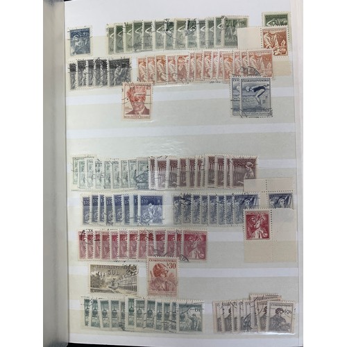 57 - Czechoslovakia, early to modern used collection in well-filled large Lighthouse stockbook, with used... 