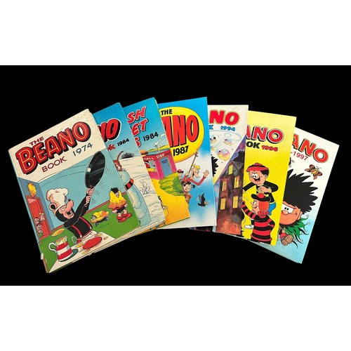 602 - Selection of Beano and Dandy Books to include: 1994,1996, 1997 Beano Books, 1987 Beano Book tear to ... 